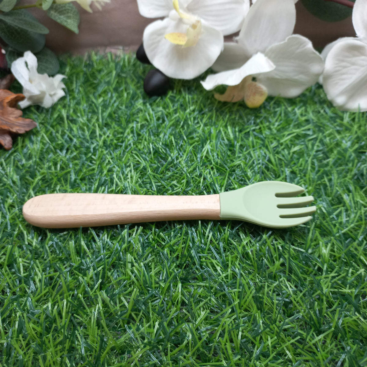 Baby Silicone & Wooden Feeding Spoon and Fork Set – Sage Green